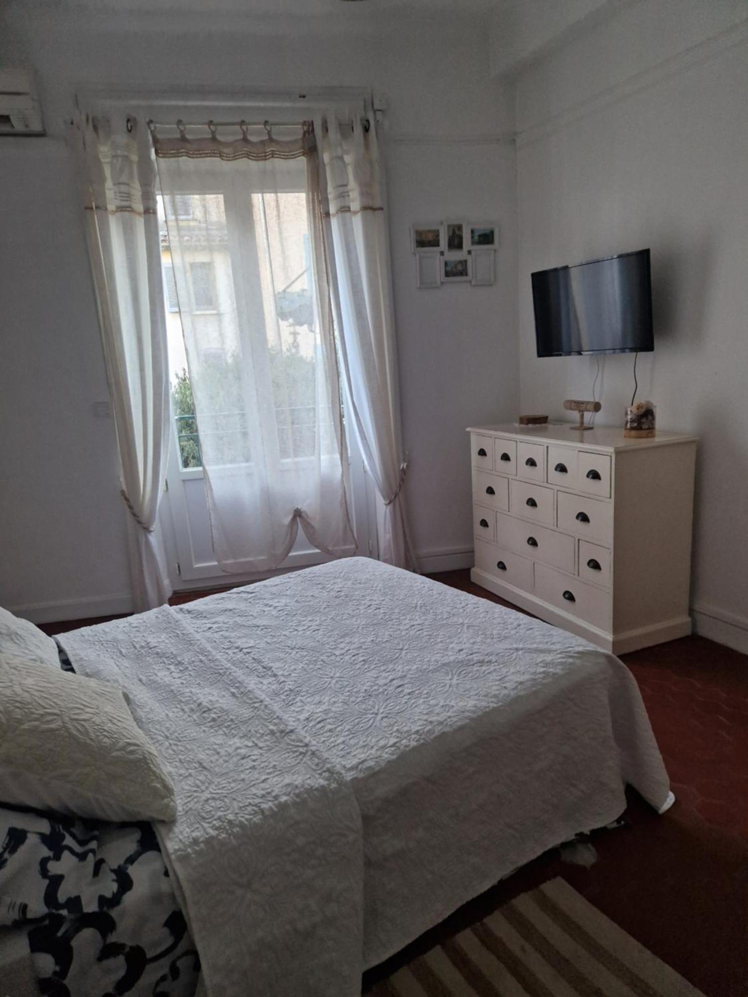 Toulon Soleil Et Douceur II Apartment Luaran gambar